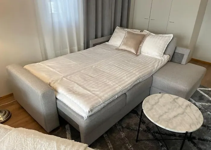 Апартаменты And Spacious